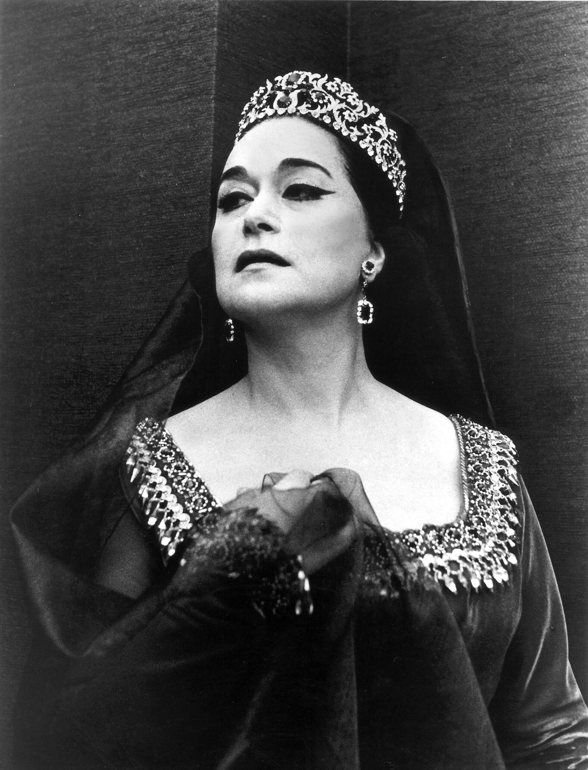 Turkish soprano Leyla Gencer performed at the famous La Scala opera house in Italy for the first time in 1957.