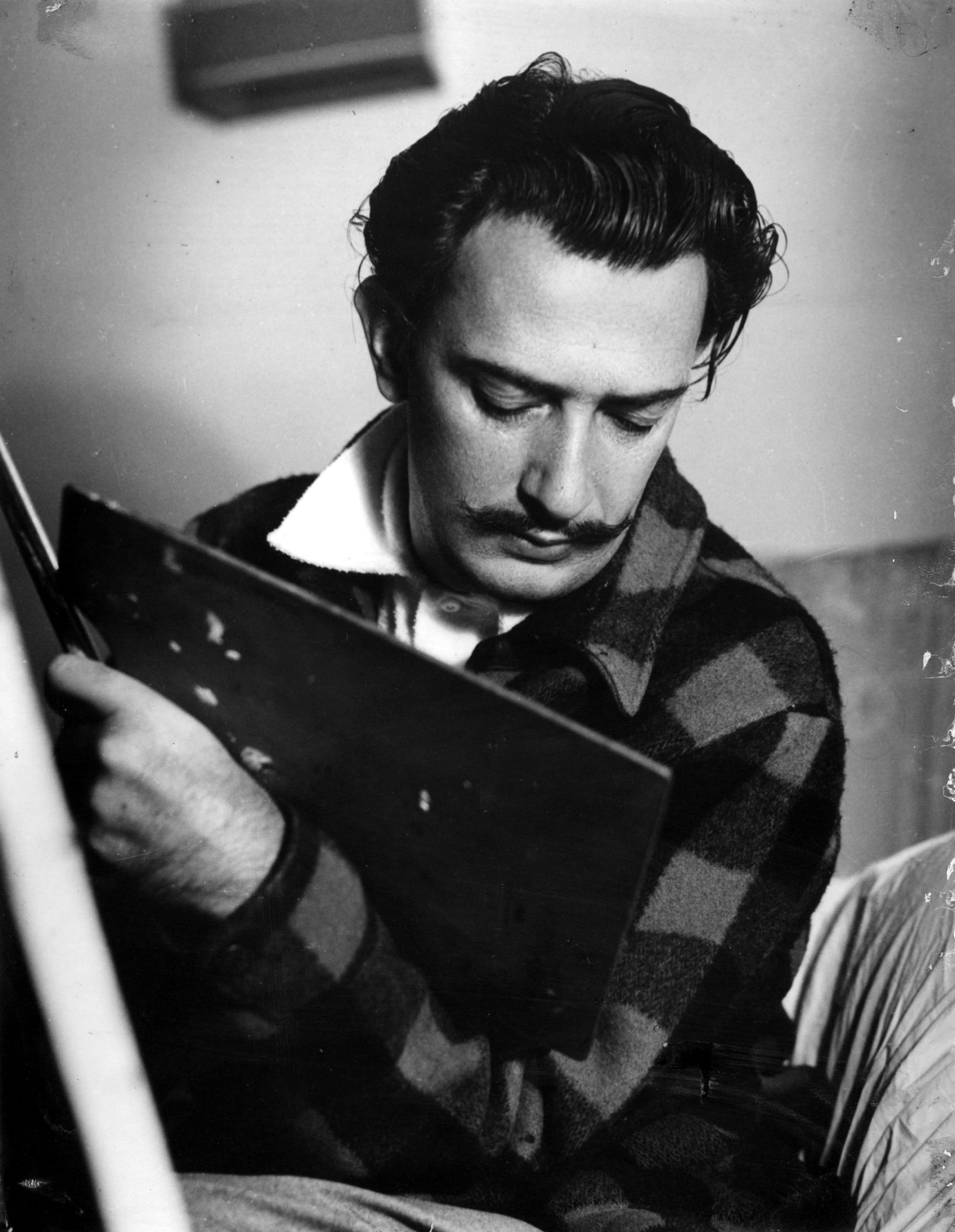 The online exhibition includes a selection of Dali starting from childhood to his last creative days.(Photo courtesy of Sakıp Sabancı Museum)